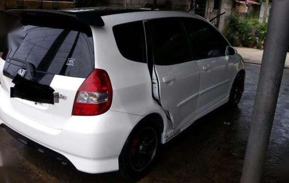Good Running Condition Honda Fit 2001 AT For Sale