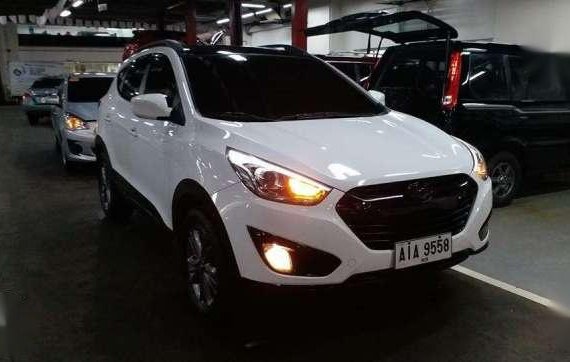 Hyundai Tucson 2014 2.0 MT White For Sale 