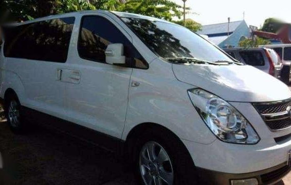 Clean And Well Maintained 2014 Hyundai Starex AT For Sale
