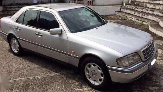 Mercedes Benz C220 1995