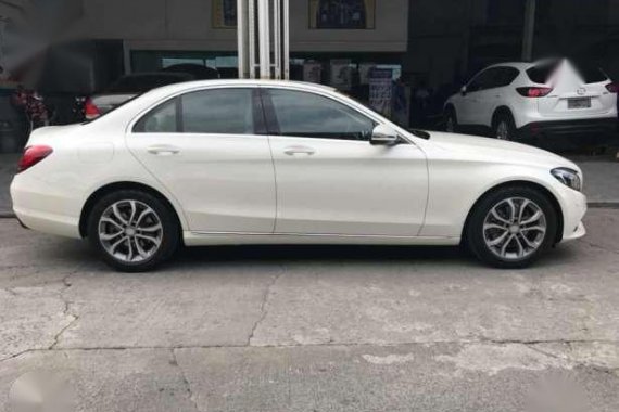 Absolutely Gorgeous 2016 Mercedes Benz C200 For Sale