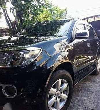 2010 Toyota Fortuner G AT 2.5 Diesel For Sale 