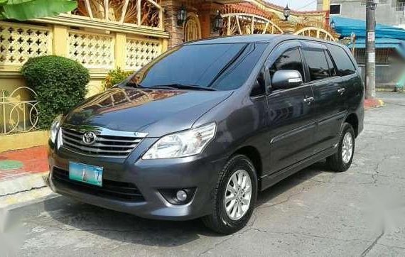 Well Maintained 2013 Toyota Innova G AT For Sale