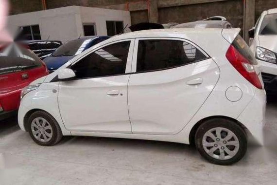  Hyundai Eon GLX 2016 MT White For Sale 