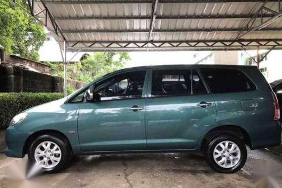 2011 Toyota Innova E for sale 