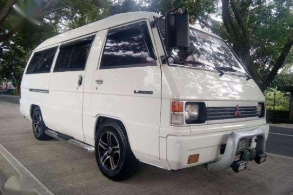 Mitsubishi L300 Van Diesel 1995 White For Sale 