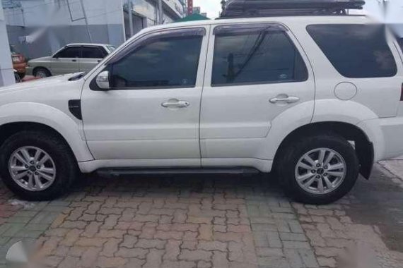 Ford Escape 2011 AT White SUV For Sale 