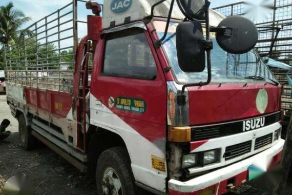 Isuzu elf forward