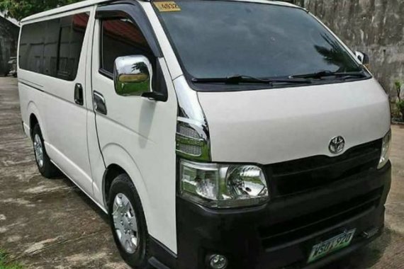 For sale 2013 Toyota Hiace Commuter