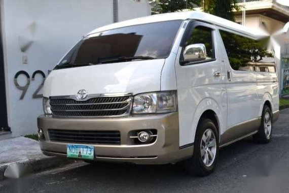 2010 Hiace Super Grandia AT