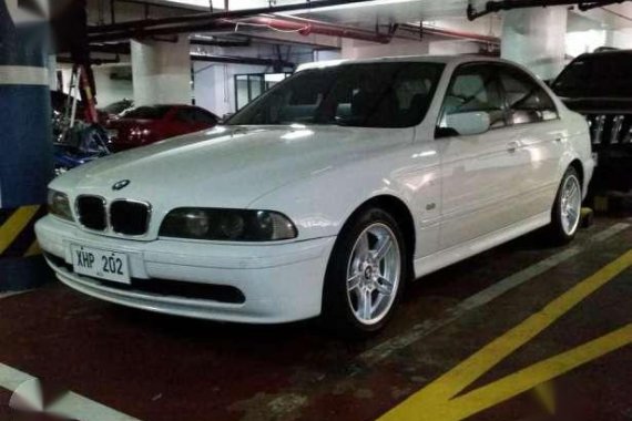 2003 BMW 523i AT White Sedan For Sale 