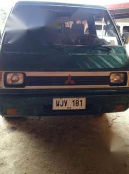 Mitsubishi L300 Van