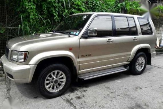 Fresh Isuzu Trooper 2003 AT Beige For Sale 