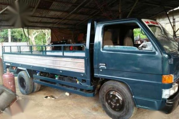 Isuzu elf dropside