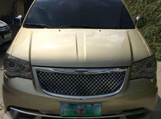 2012 Chrysler Town and Country Golden For Sale 