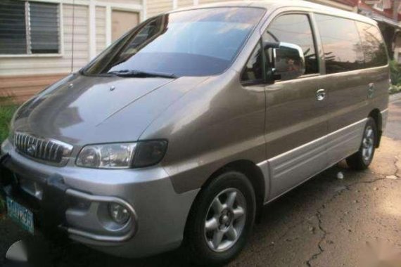 Hyundai Starex 2008 MT Van Gray For Sale 
