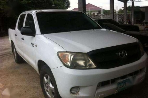 Toyota Hilux 2006 model 4X2 G standard