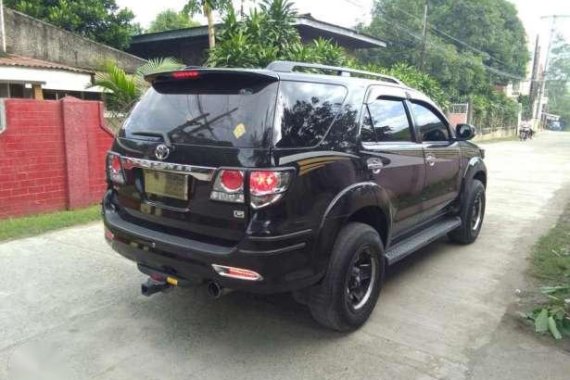 Toyota Fortuner G 2013 MT Black For Sale 