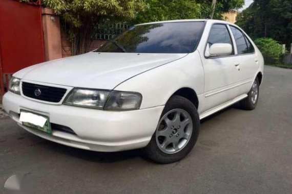 Nissan Sentra Series 3 EX Saloon White For Sale 