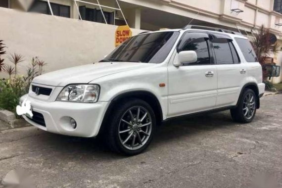 Honda CRV Gen1 2000 MT White For Sale 