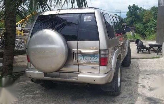 isuzu trooper wagon