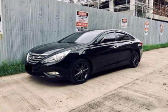 2013 Hyundai Sonata AT Black For Sale 