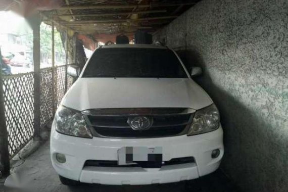 Toyota Fortuner G 2006 diesel