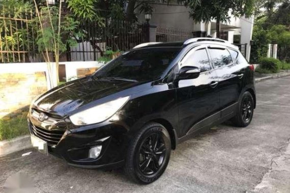 Hyundai Tucson 2012model AT Diesel 4x4 GLS