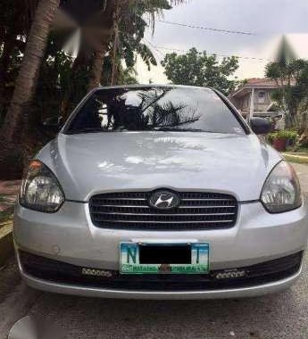 Hyundai Accent 2010 Manual Silver For Sale 