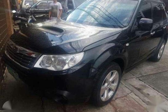 2009 Subaru Forester XT TURBO almost bnew Automatic sunroof