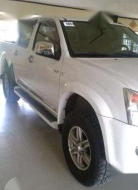 isuzu dmax 2011