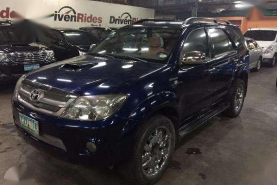 Toyota Fortuner V 4X4 2007 AT Blue For Sale 