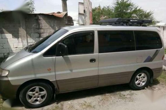 Hyundai Starex 2001 MT Van Silver For Sale 