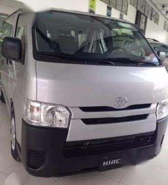 New 2017 Toyota Hiace Commuter Van For Sale 