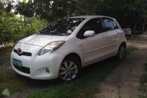 2013 Toyota Yaris 1.5 AT White HB For Sale 