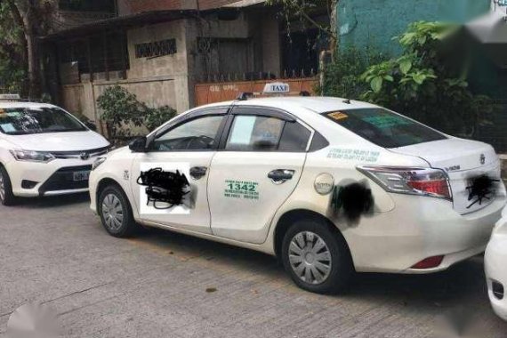 Toyota Vios 2011 MT Taxi White For Sale 
