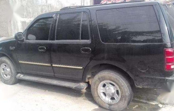 Ford Expedition XLT 2000
