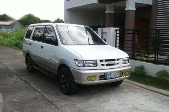 Isuzu Crosswind XTO 2.5 2001 AT White For Sale 