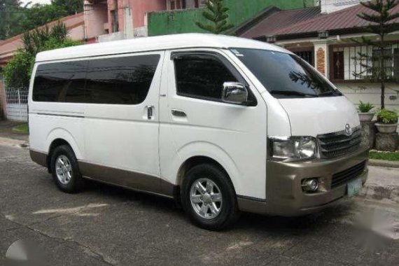 2008 Toyota Hiace Super Grandia AT 68Tkms mileage compare to 2009 2010