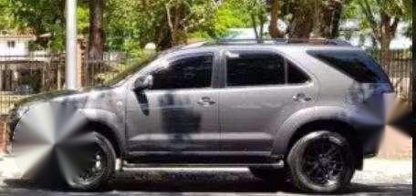 toyota fortuner 2009 gray