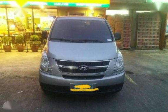 Hyundai Starex TCI 2012 MT Silver For Sale 