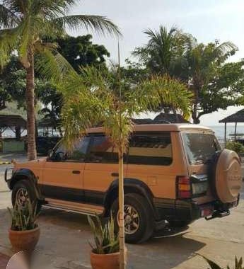 Mitsubishi Pajero Gen 2 4x4 AT Brown For Sale 