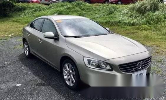 Good as new Volvo S60 T4 2015 for sale