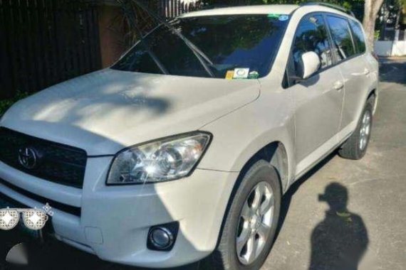 2010 Toyota RAV4 4x2 AT White For Sale 