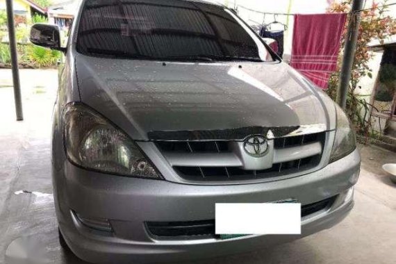 Toyota Innova E 2005