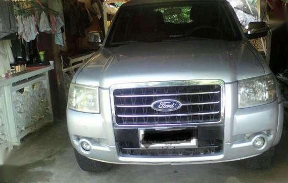 Rush sale Ford Everest 08 mdl Elf double cab Oner type jeep