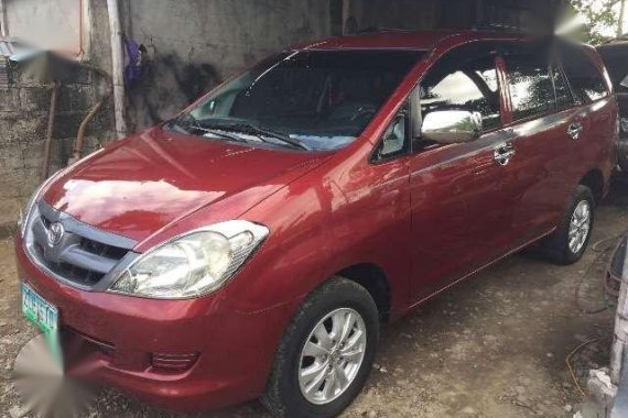 Toyota innova J