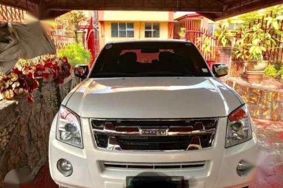 Isuzu Dmax 2011 4x2 AT White  Pickup For Sale 