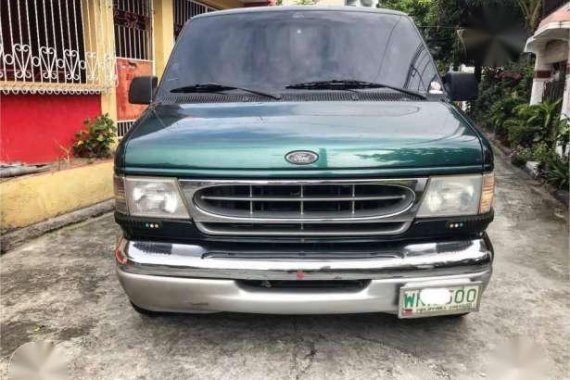 2000 ford E150 chateu wagon 61k mileage only rare condition