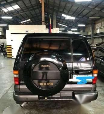 Isuzu Trooper 4X4 AT Diesel Black For Sale 